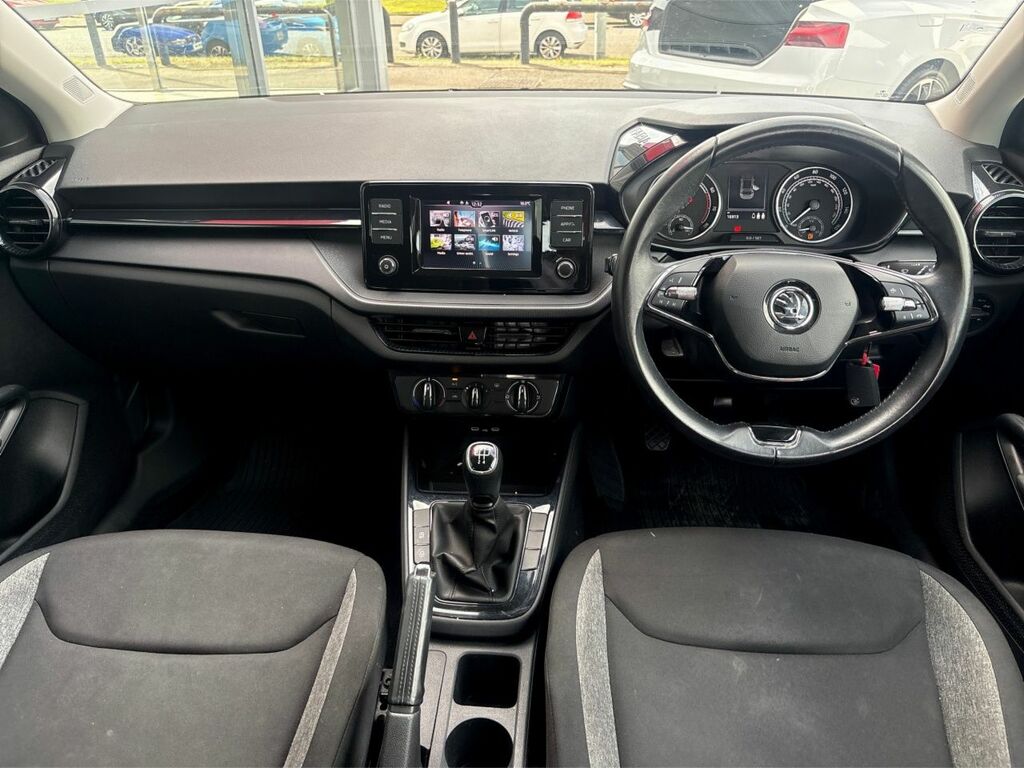 Skoda Fabia Se Comfort 1.0 Mpi 80 Ps 5G Man 2023 Grey #2