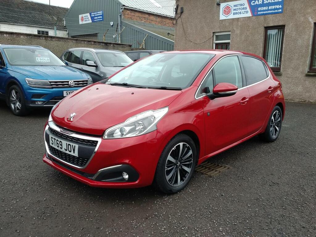 Peugeot 208 1.2 Puretech Tech Edition Red
