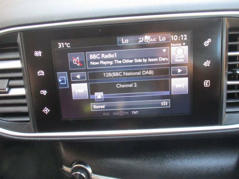 Peugeot 308 1.6 Bluehdi 120 Allure Eat6 Grey #32