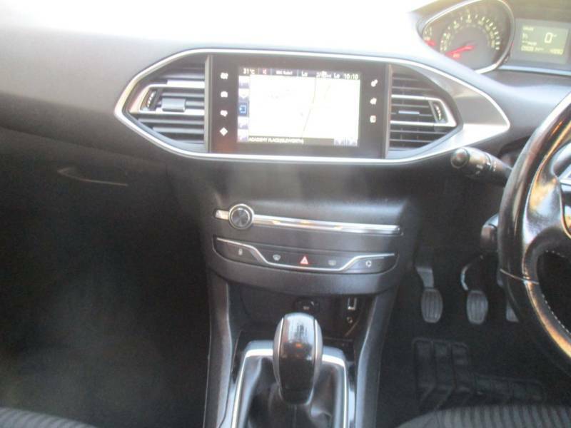Peugeot 308 1.6 Bluehdi 120 Allure Eat6 Grey #24