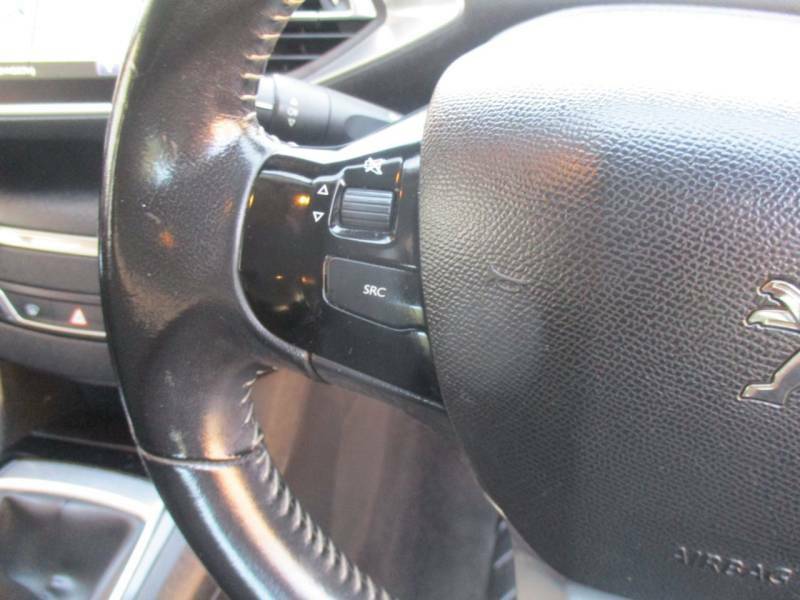 Peugeot 308 1.6 Bluehdi 120 Allure Eat6 Grey #27