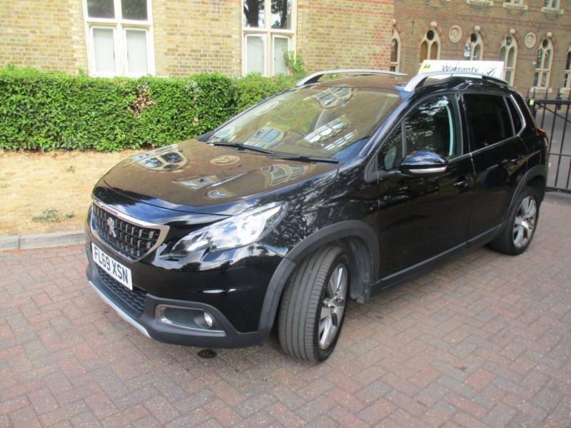 Peugeot 2008 1.2 Puretech 110 Allure Premium Satnav Panoram Black #4