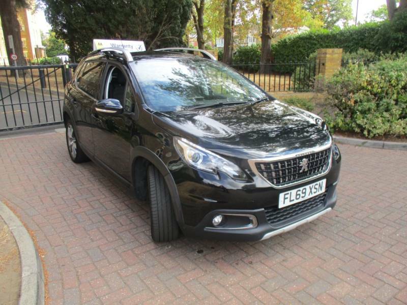 Peugeot 2008 1.2 Puretech 110 Allure Premium Satnav Panoram Black
