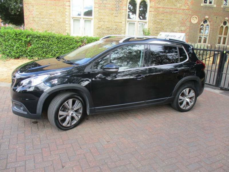 Peugeot 2008 1.2 Puretech 110 Allure Premium Satnav Panoram Black #5