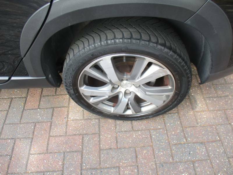 Peugeot 2008 1.2 Puretech 130 Allure Cwvehiclemarketing Grey #19