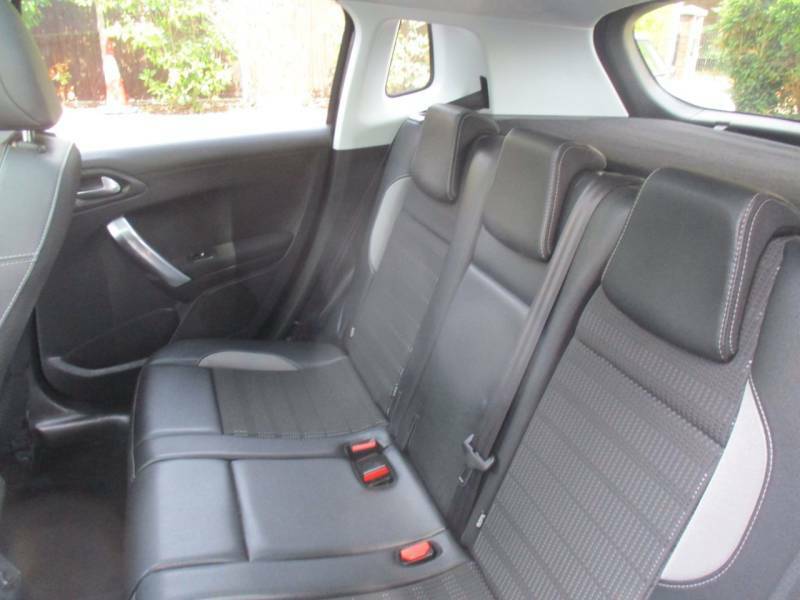 Peugeot 2008 1.2 Puretech 130 Allure Cwvehiclemarketing Grey #37