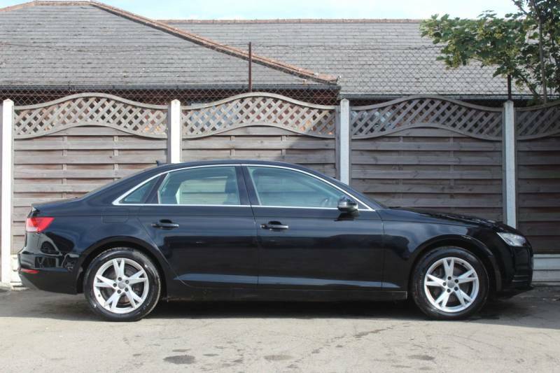 Audi A4 1.4T Fsi Sport Black #5