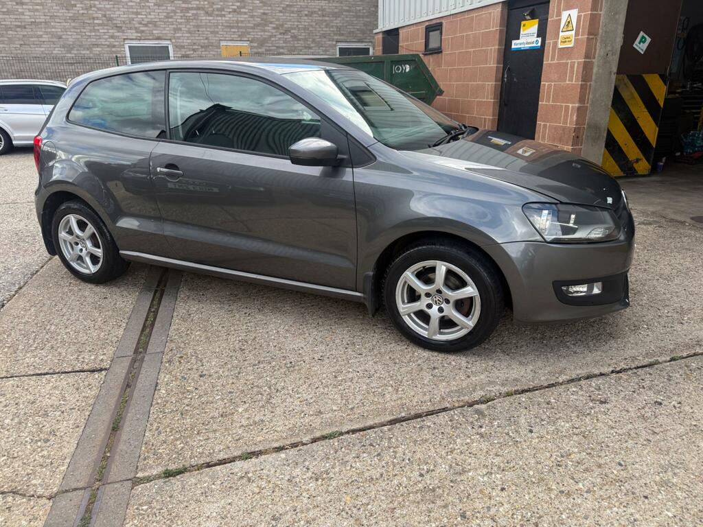 Volkswagen Polo Moda Grey