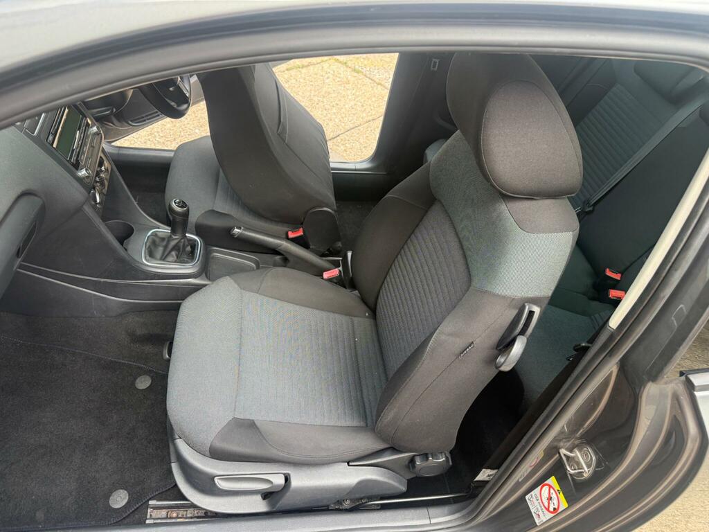 Volkswagen Polo 1.2 Bluemotion Tdi 74 Bhp Blue #21
