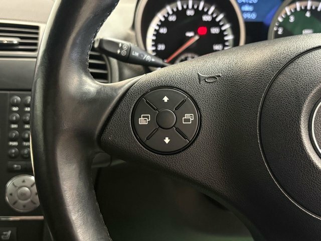 Mercedes-Benz SLK 1.8 Slk200k White #28