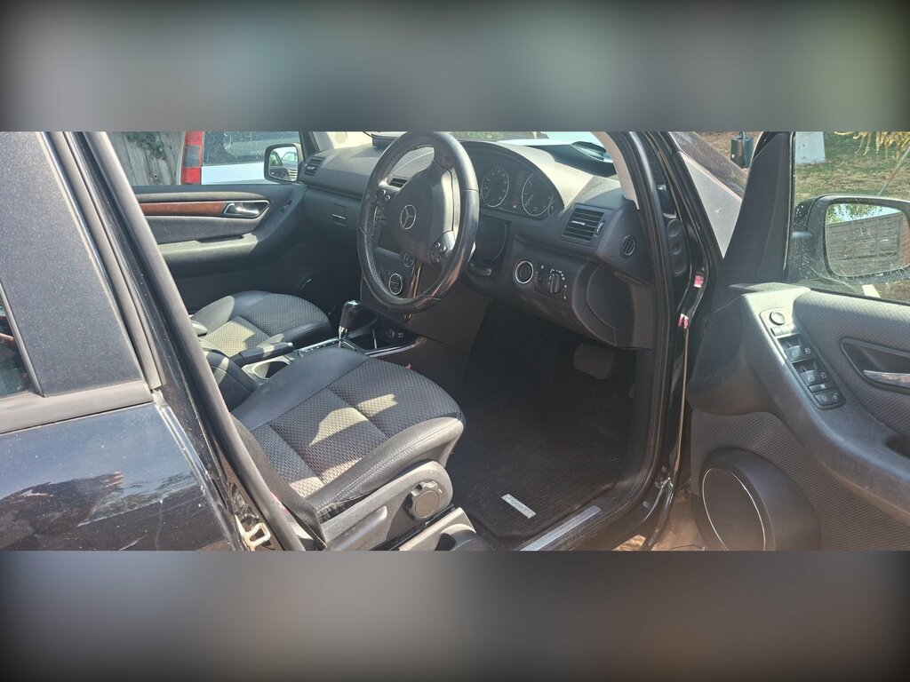 Mercedes-Benz A Class 1.5 A160 Classic Se Cvt Silver #6