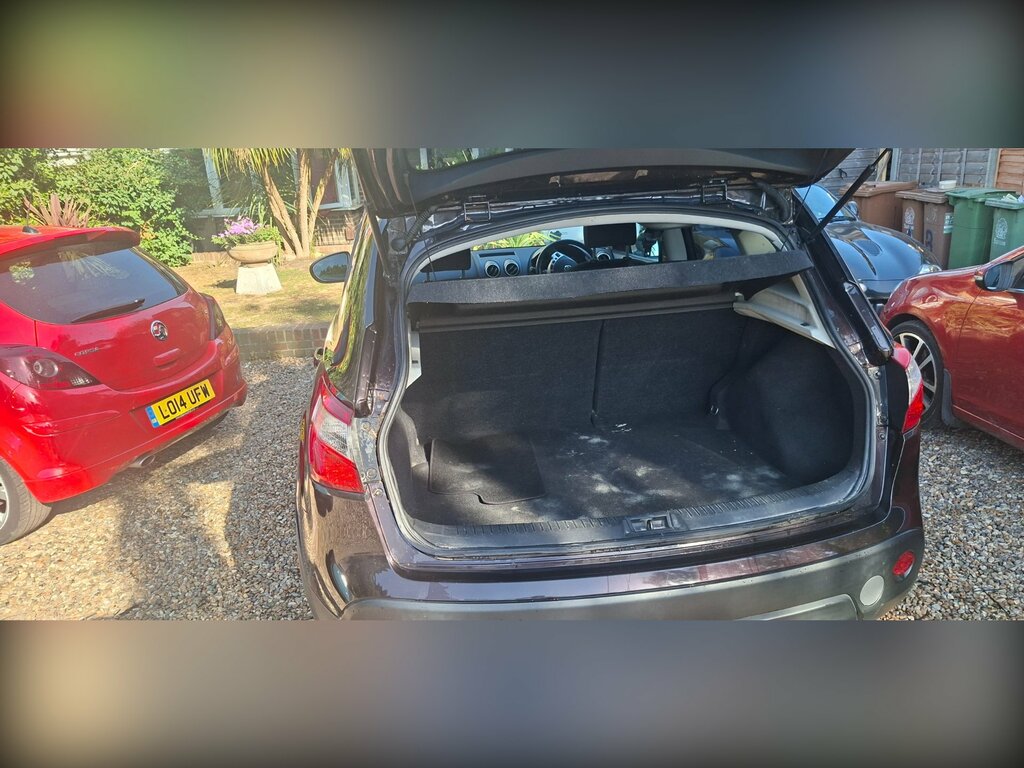 Nissan Qashqai 1.5 Dci N-tec 2Wd Black #3