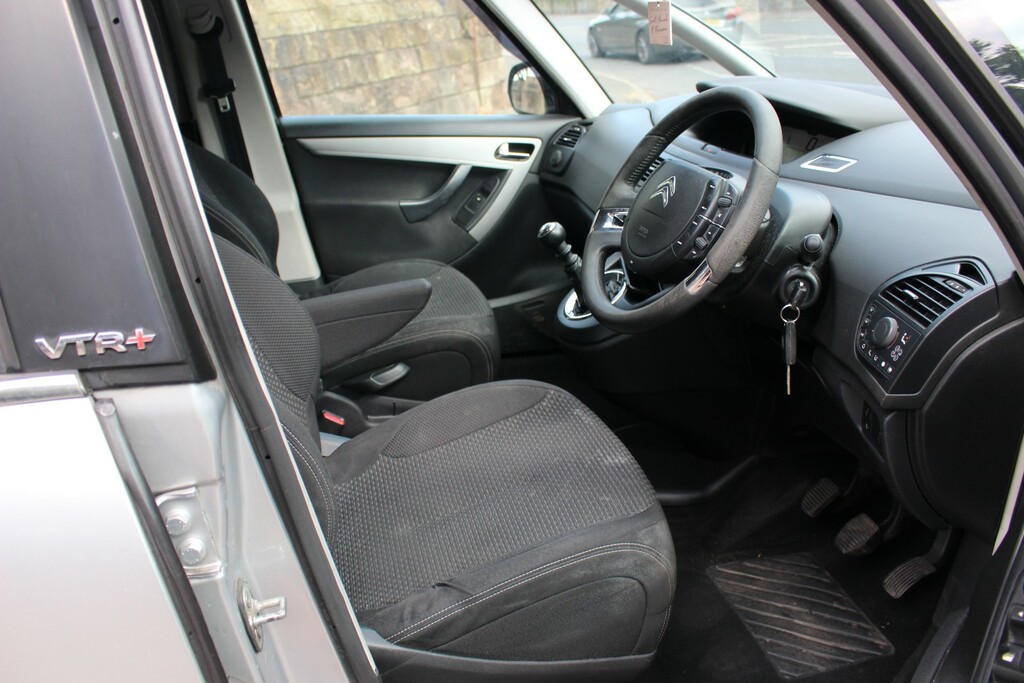 Citroen C4 Picasso Picasso 1.6 Hdi Vtr Red #25