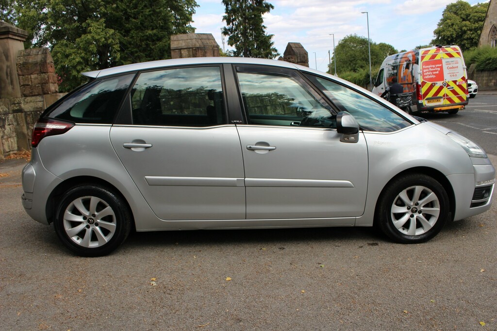 Citroen C4 Picasso 2.0 Hdi Vtr Silver #2