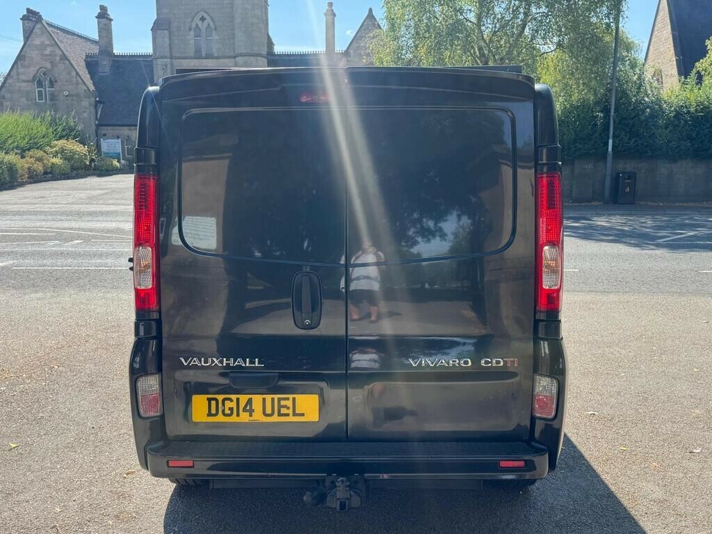 Vauxhall Vivaro 2.0 Cdti Sportive Black #4