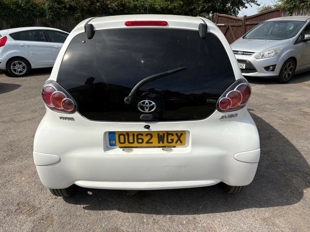 Toyota Aygo Vvt-i Ice Silver #8