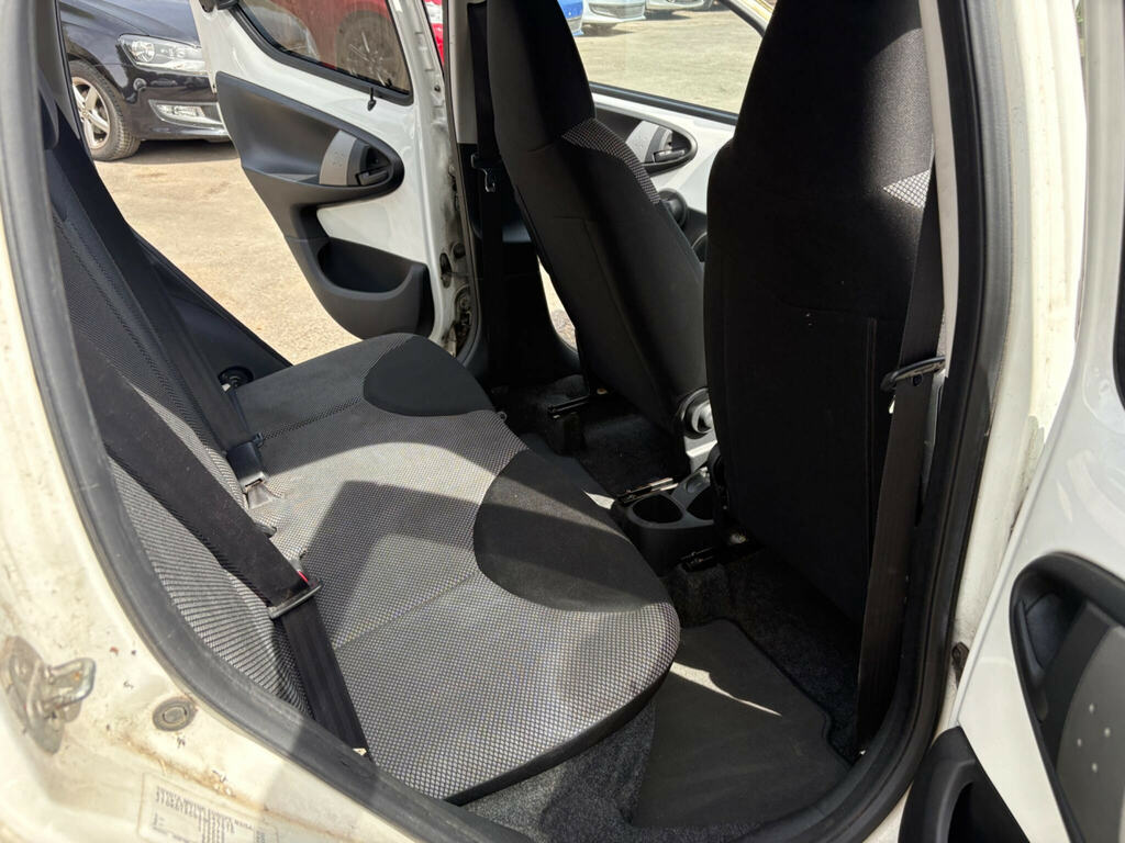 Toyota Aygo Vvt-i Ice Silver #15