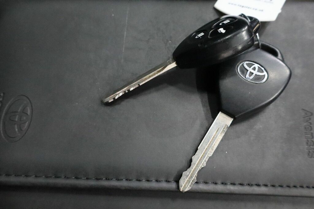 Toyota Avensis D4d T2 Silver #32