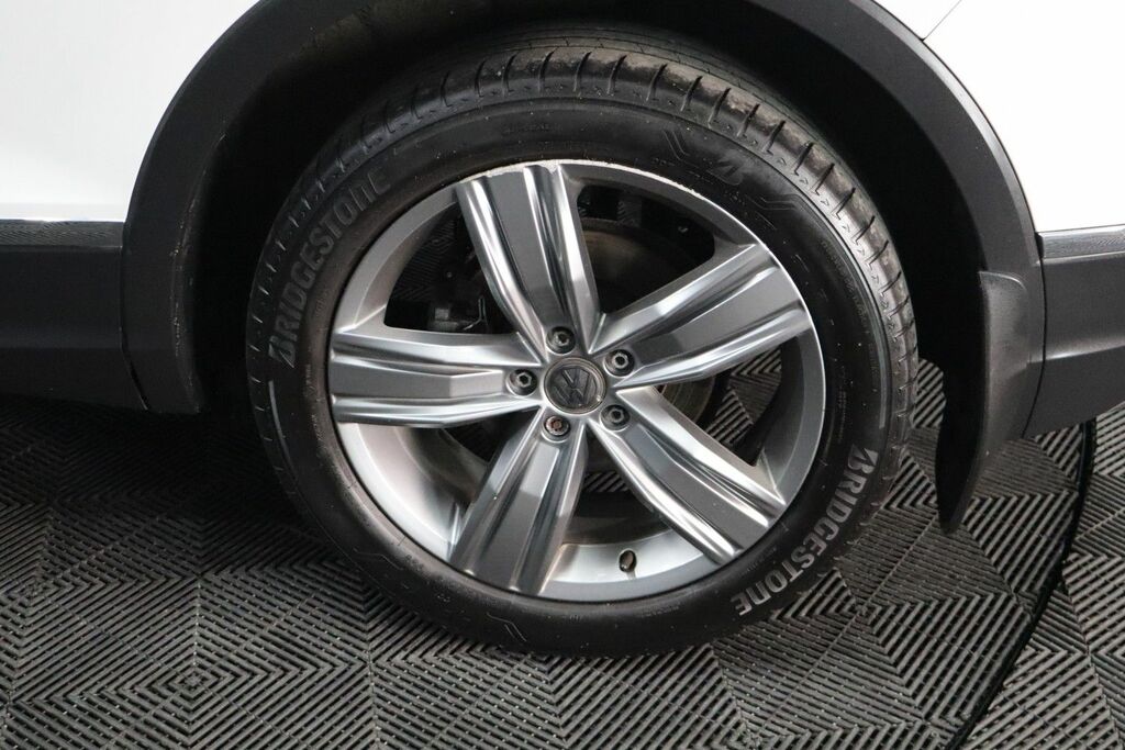 Volkswagen Tiguan Tdi Bluemotion Tech Match Edition White #15