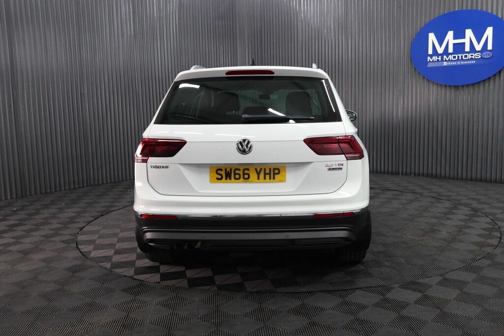 Volkswagen Tiguan Tdi Bluemotion Tech Sel White #6
