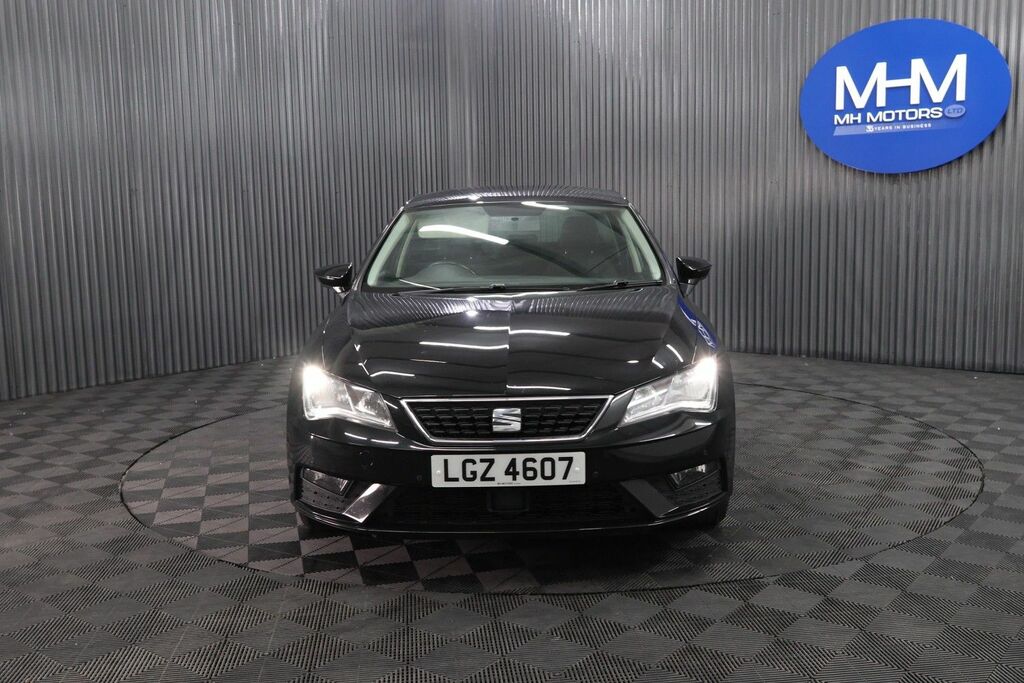Seat Leon Tdi Se Dynamic Hatchback LGZ4607 Black #2