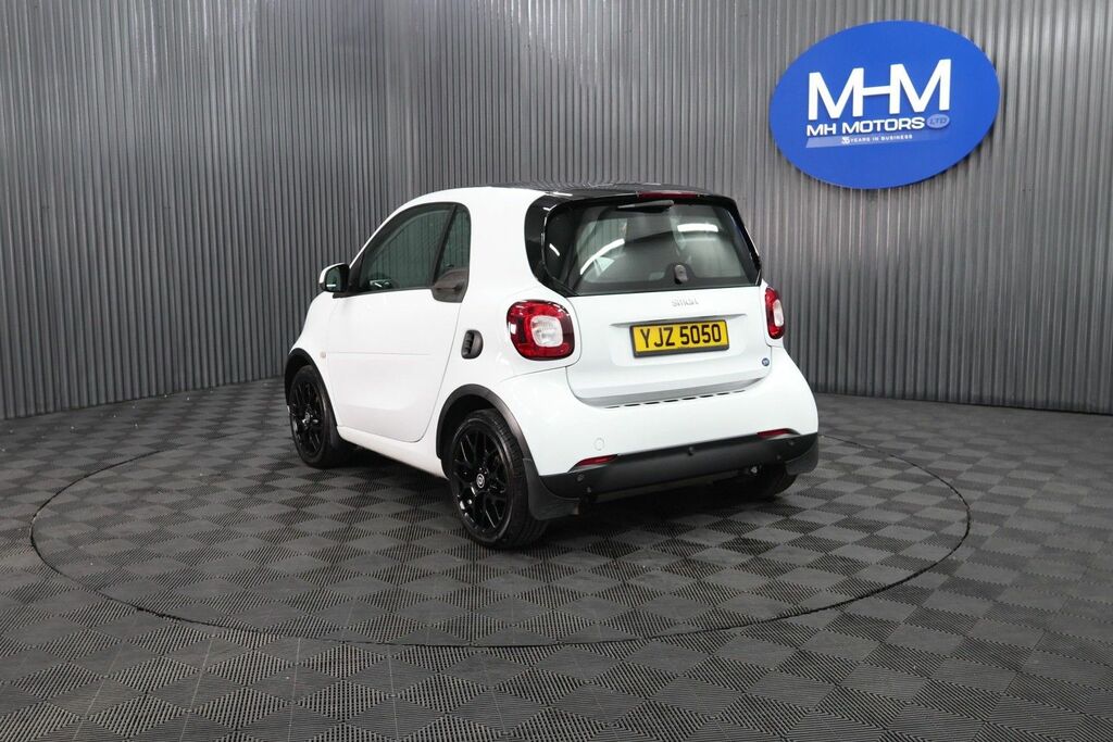 Smart Fortwo Coupe Edition White Coupe White #4