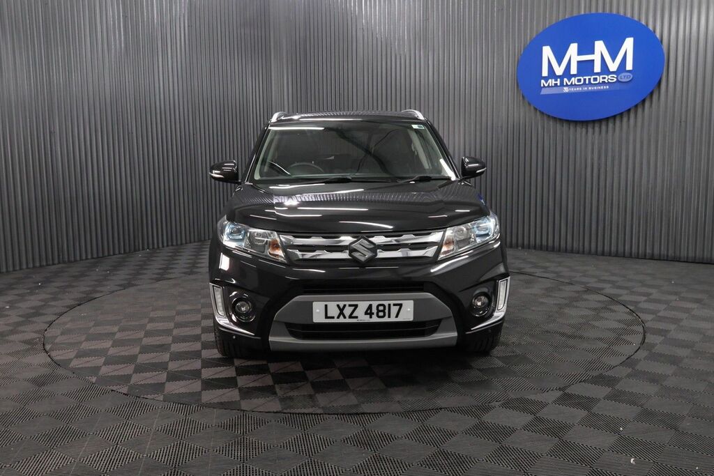 Suzuki Vitara Sz5 Suv Black #2