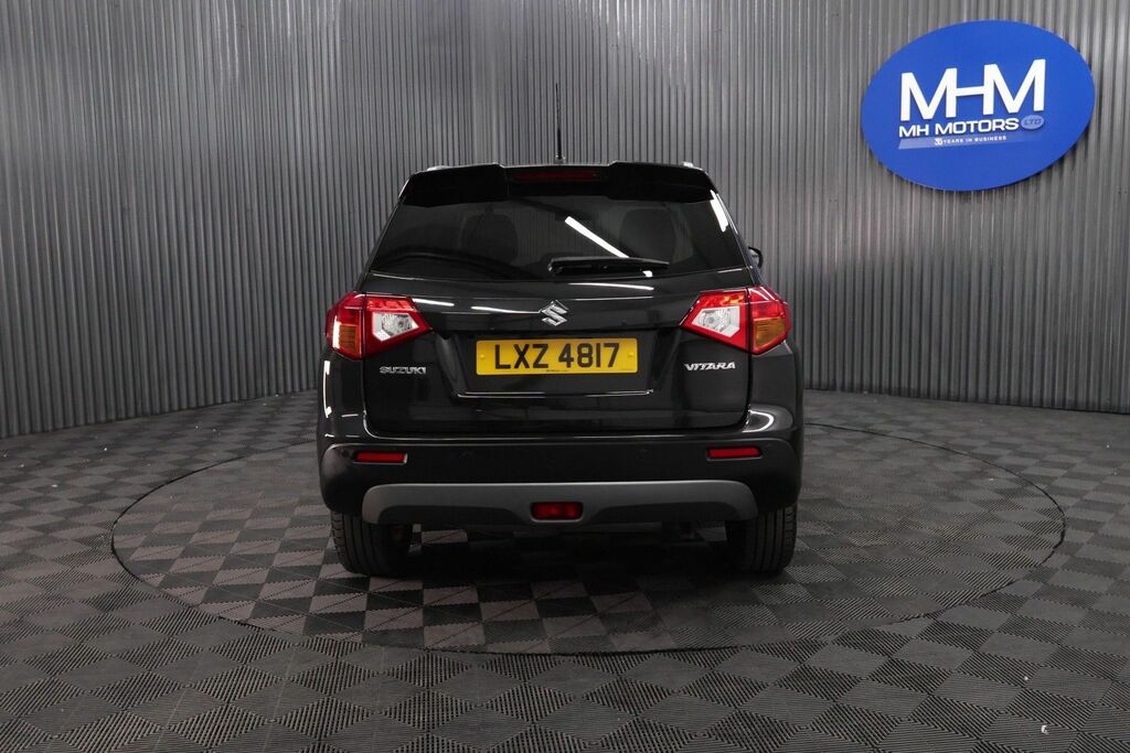 Suzuki Vitara Sz5 Suv Black #6