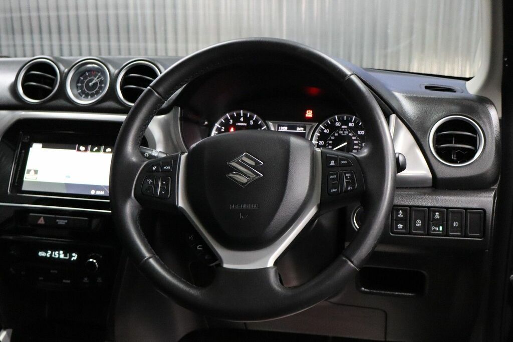 Suzuki Vitara 1.6 Sz5 Suv Euro 6 Ss 120 Ps Grey #39