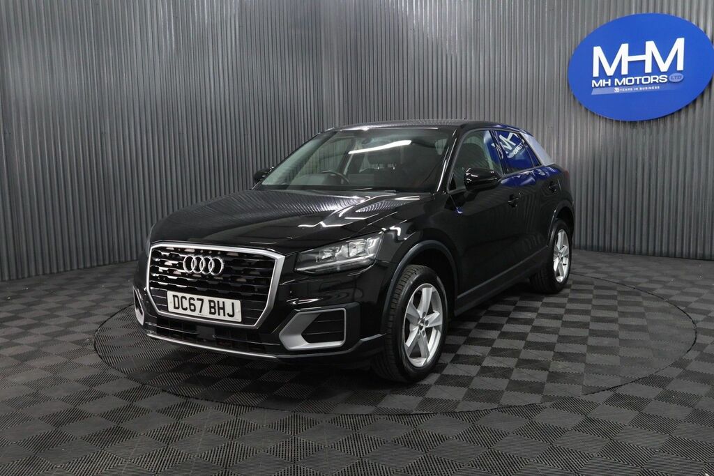 Audi Q2 Tdi Sport Suv Black #3
