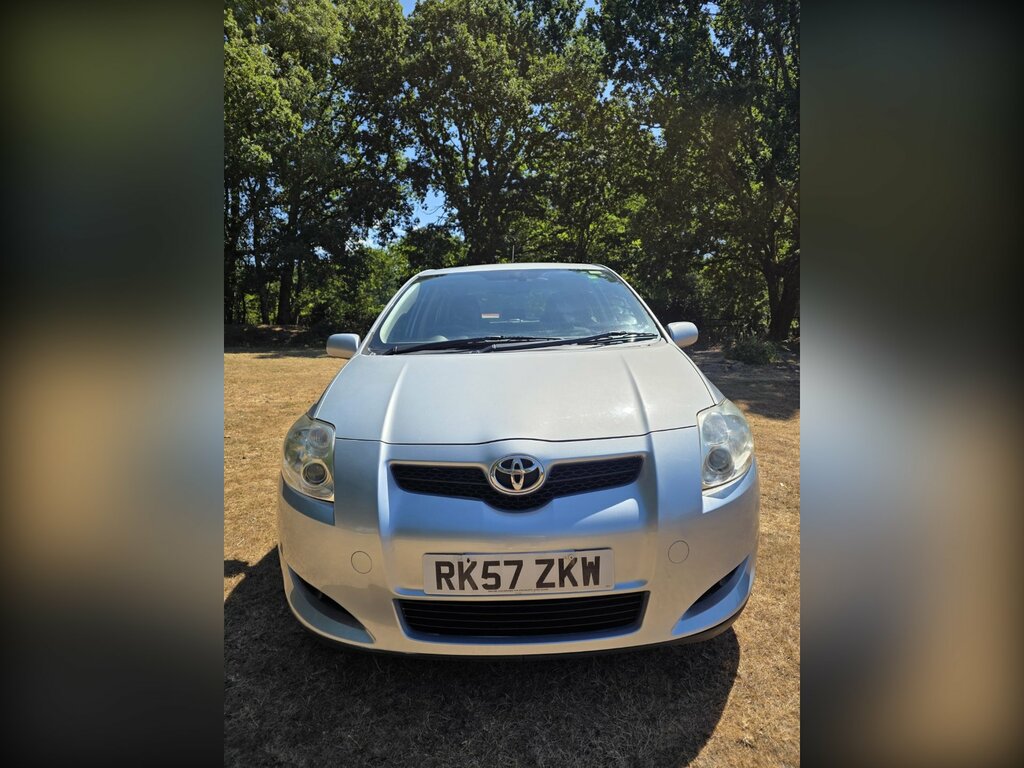 Toyota Auris 2.0 D-4d T Spirit Hatchback 144 Blue