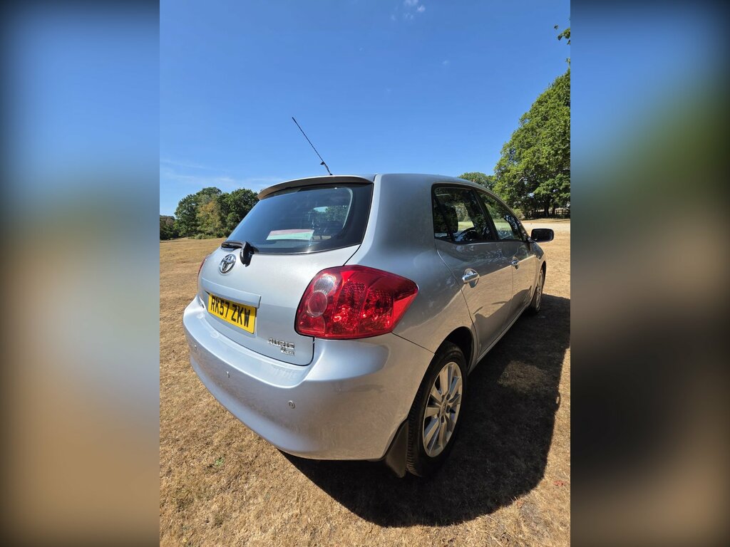 Toyota Auris 2.0 D-4d T Spirit Hatchback 144 Blue #3