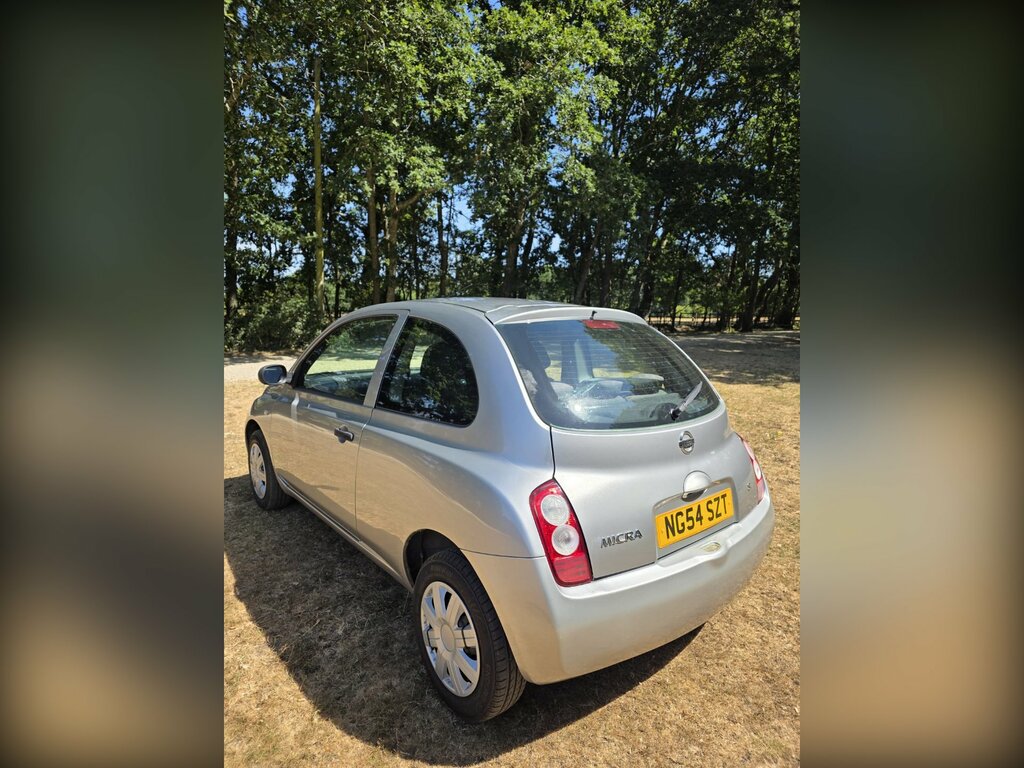 Nissan Micra Hatchback 1.4 16V Sve 200404 Silver #7