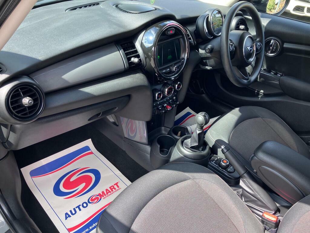 Mini Hatch 1.5 Cooper Classic Euro 6 S S HG69ZFX Grey #2