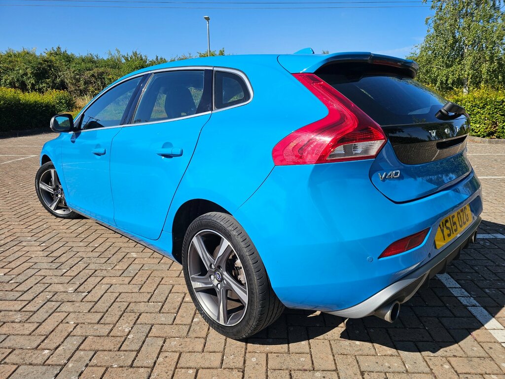 Volvo V40 1.6 T2 Se Nav Hatchback Euro 5 Red #9