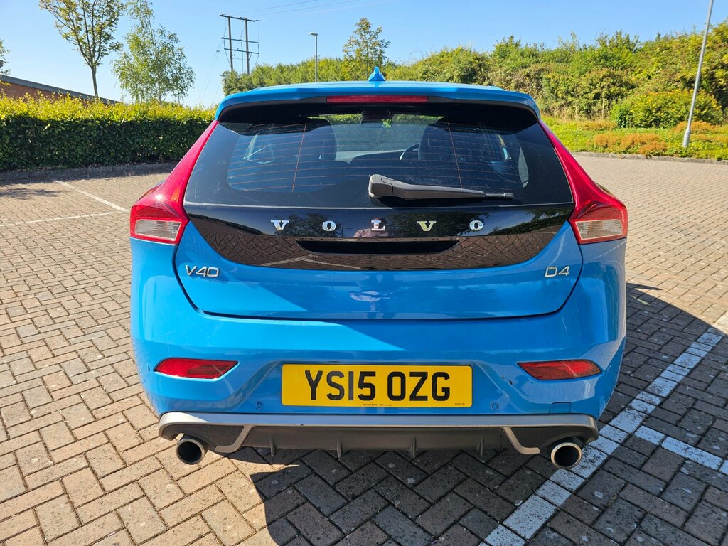 Volvo V40 1.6 T2 Se Nav Hatchback Euro 5 Red #7