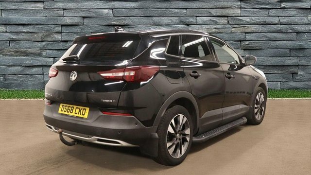 Vauxhall Grandland X 1.5 Turbo D Blueinjection Sport Nav Suv Black #4