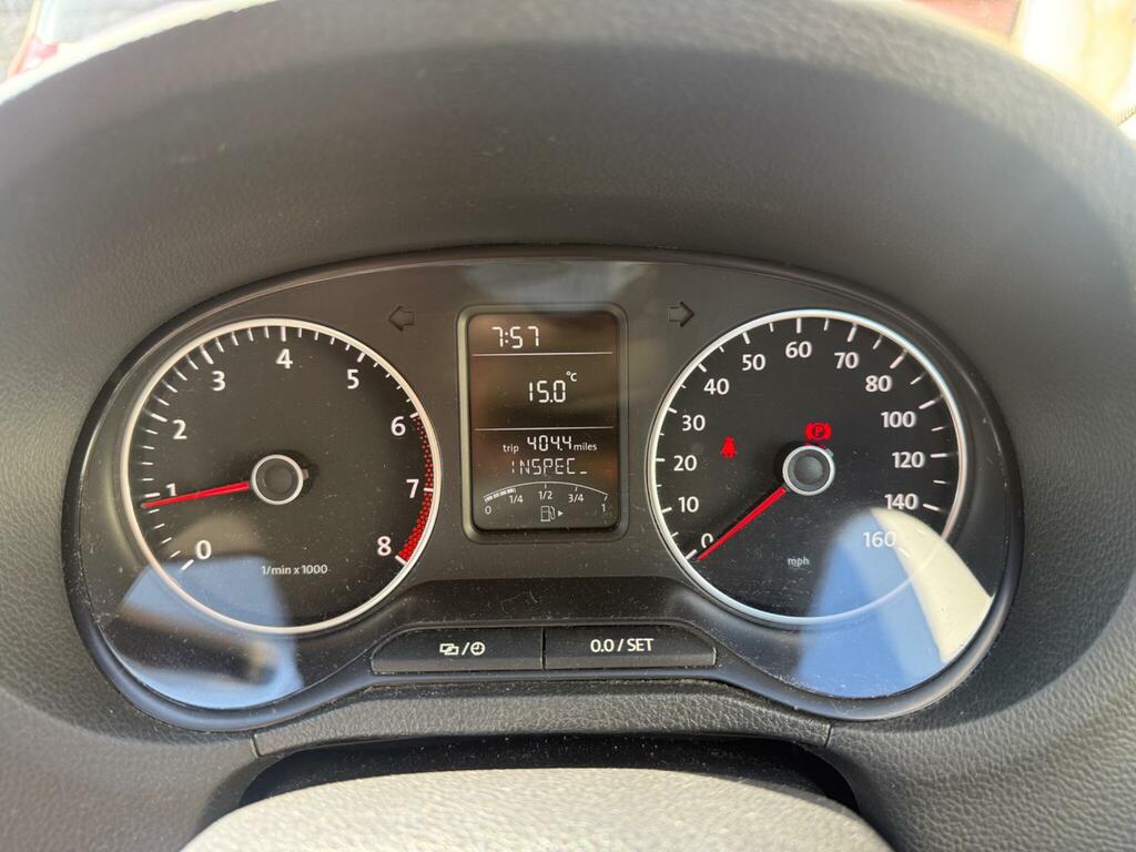 Volkswagen Polo 1.2 Match Edition Euro 5 Red #4