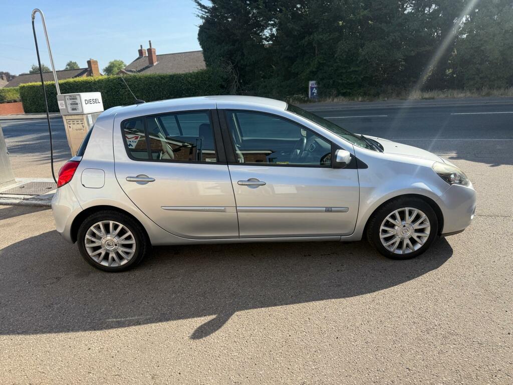 Renault Clio 1.2 Dynamique Sport Tourer Tom Blue #10