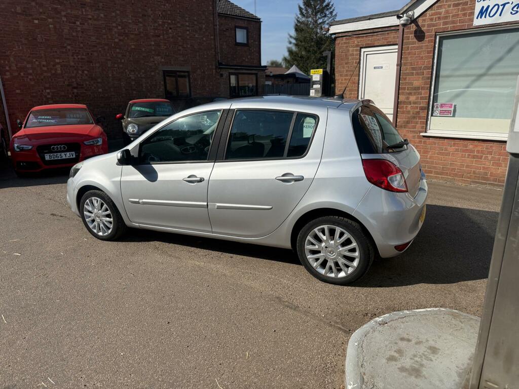 Renault Clio 1.2 Dynamique Sport Tourer Tom Blue #13