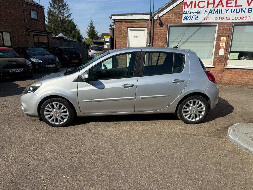Renault Clio 1.2 Dynamique Sport Tourer Tom Blue #14