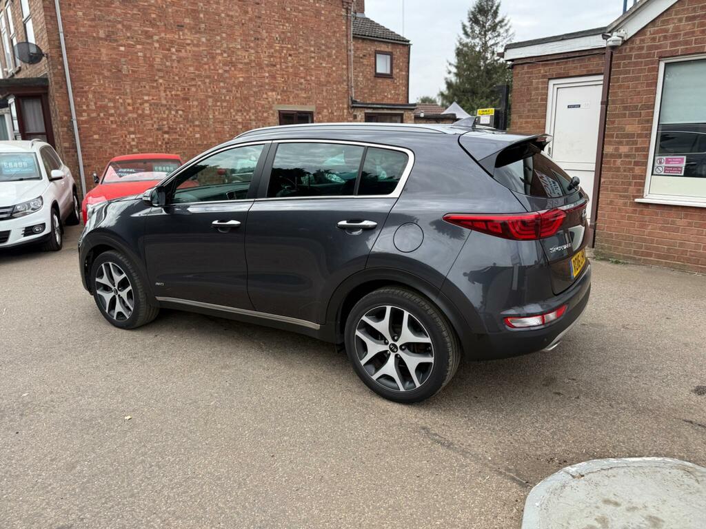 Kia Sportage 1.6 Gdi 1 White #13