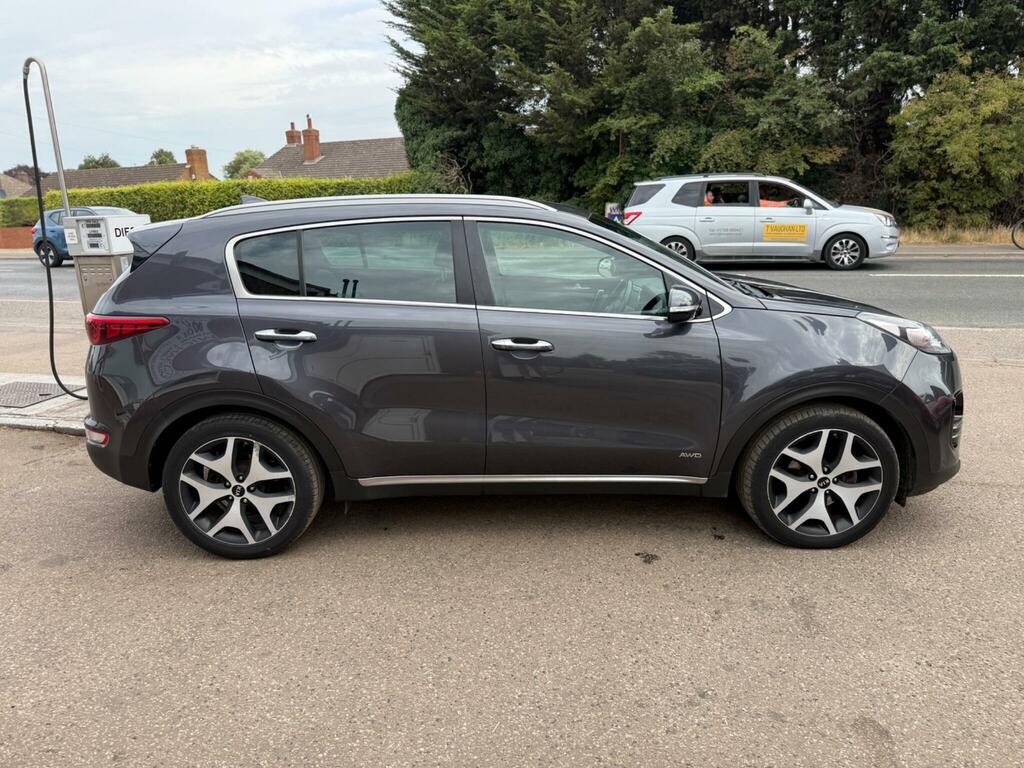 Kia Sportage 1.6 Gdi 1 White #10