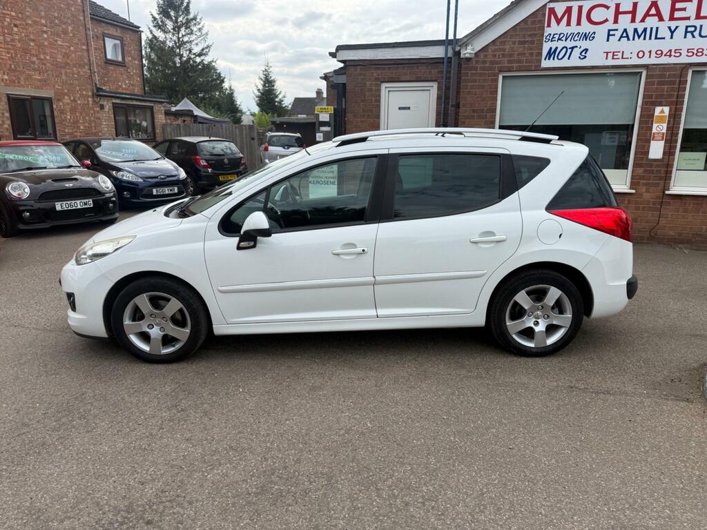 Peugeot 207 SW 1.4 Sw Active Red #14