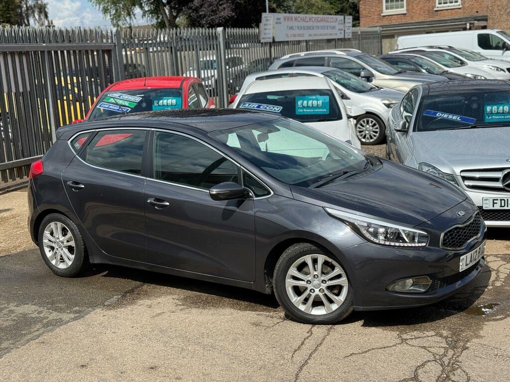 Kia Ceed 1.6 Crdi Ecodynamics 2 Euro 5 Ss Silver