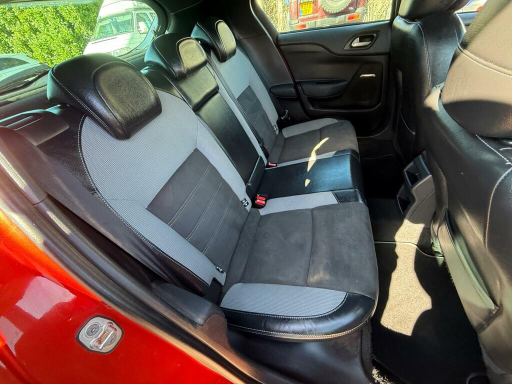 DS DS 4 Crossback Hatchback Orange #28