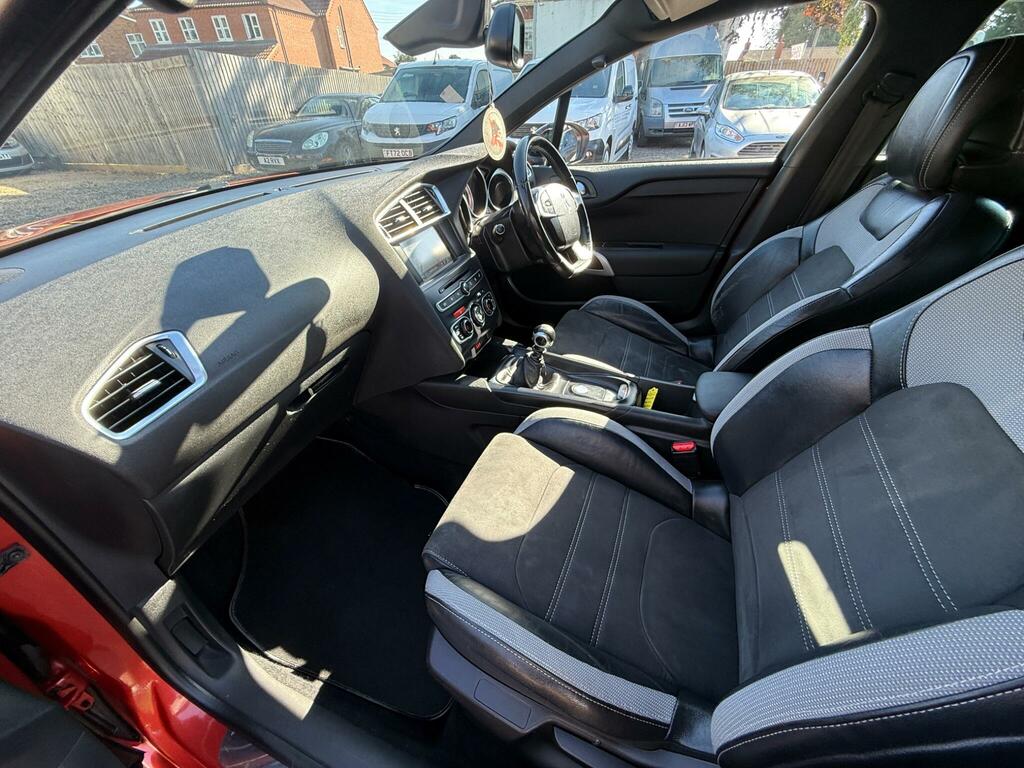 DS DS 4 Crossback Hatchback Orange #40