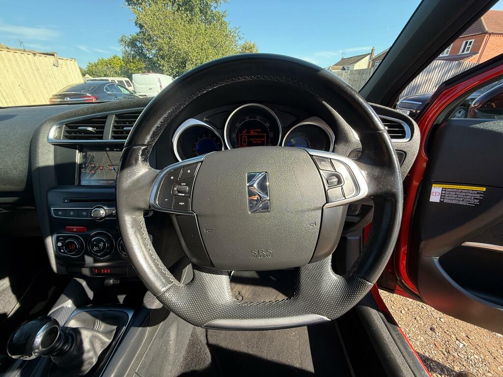DS DS 4 Crossback Hatchback Orange #8