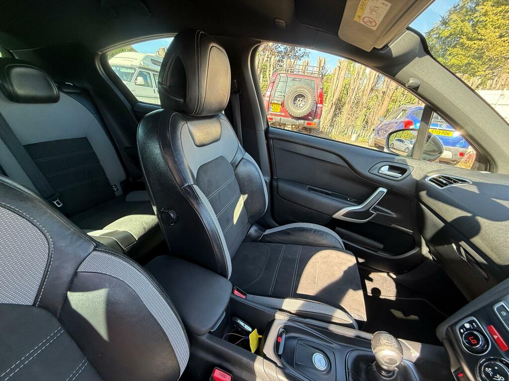 DS DS 4 Crossback Hatchback Orange #24