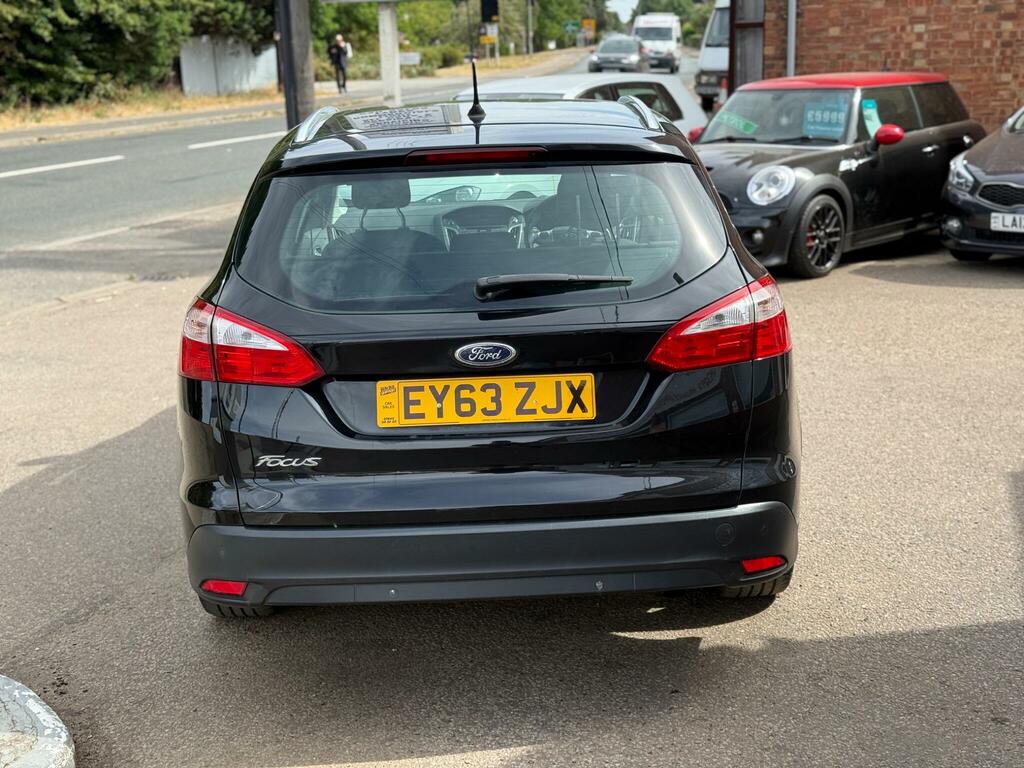 Ford Focus 1.6 Zetec Tdci Frozen White 113 Bhp White #14